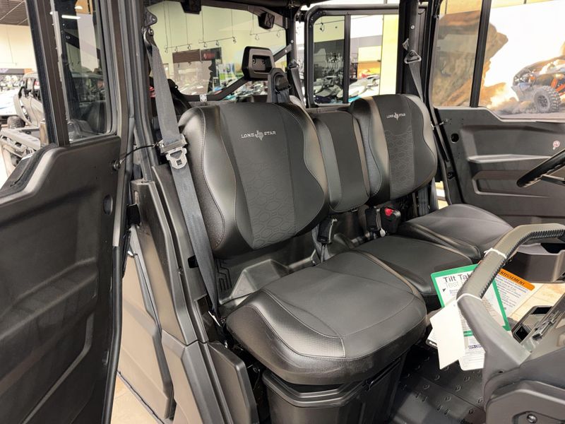 New 2025 Can-Am DEFENDER MAX LONE STAR CAB HD10 Image 24