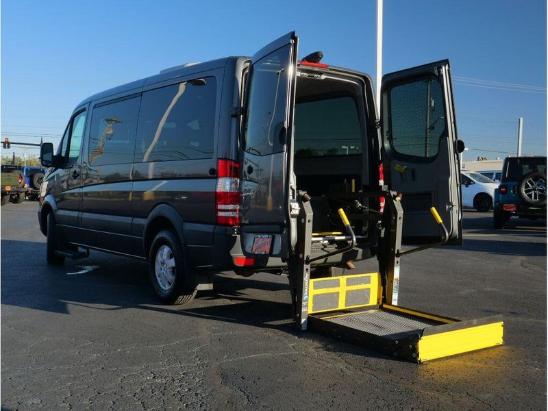 2017 Mercedes-Benz Sprinter 2500 Standard Roof V6Image 5