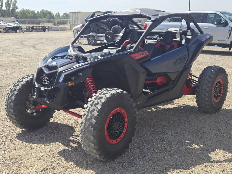 New 2026 Can-Am MAVERICK X3 XRS TRR SAS 