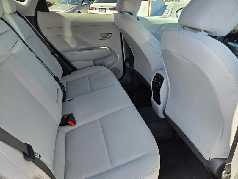 Used 2024 Hyundai Kona SEL FWD