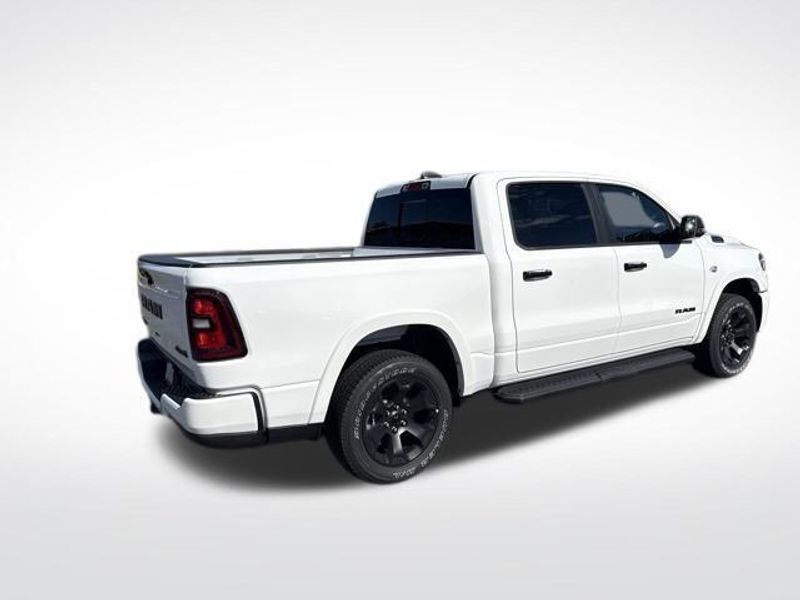 2026 RAM 1500 Big Horn Crew Cab 4x4 5'7' Box