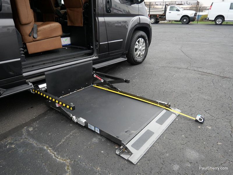 New 2024 RAM Promaster 2500 Slt+ Window Van High Roof 159' Wb