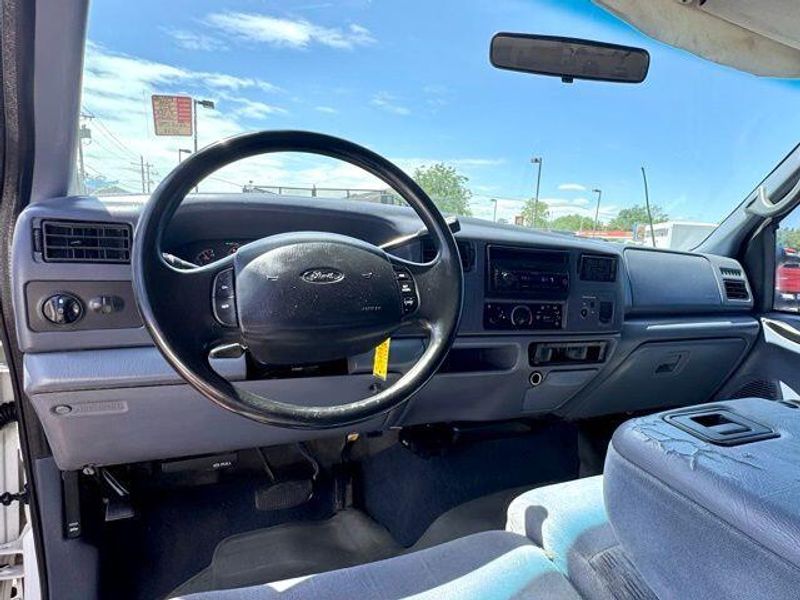 Used 1999 Ford F-350 XLTImage 9