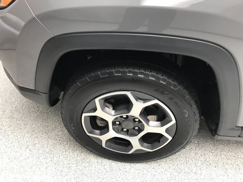 2022 Jeep Compass TrailhawkImage 2
