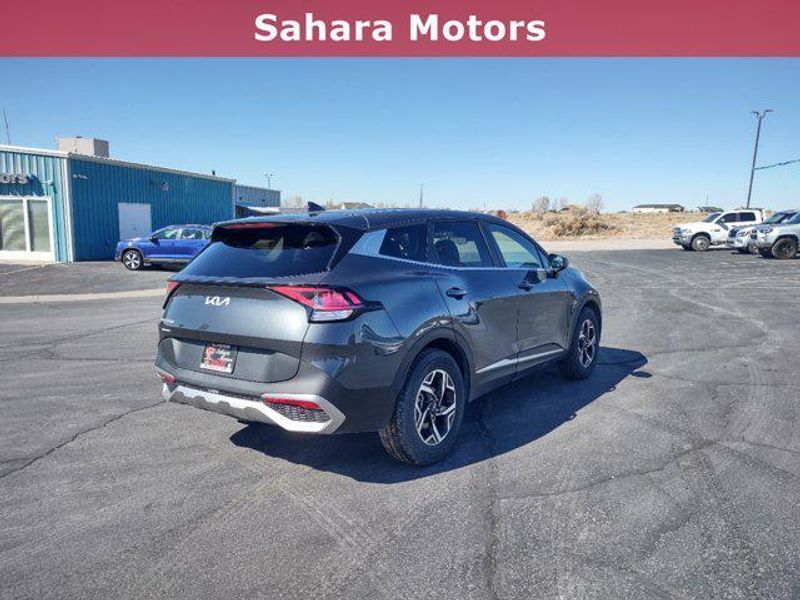 2023 Kia Sportage LX photo 6