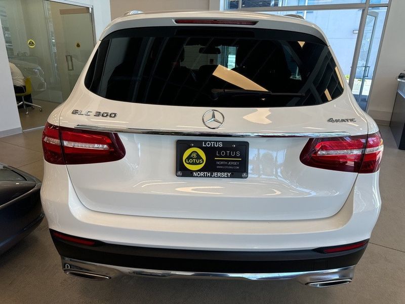 2019 Mercedes-Benz GLC 300Image 13