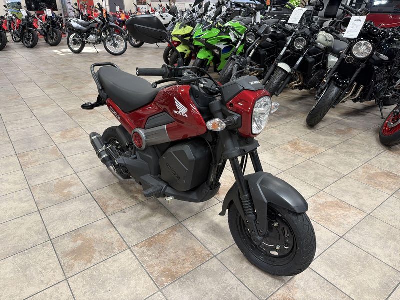 Used 2025 Honda Navi Image 12