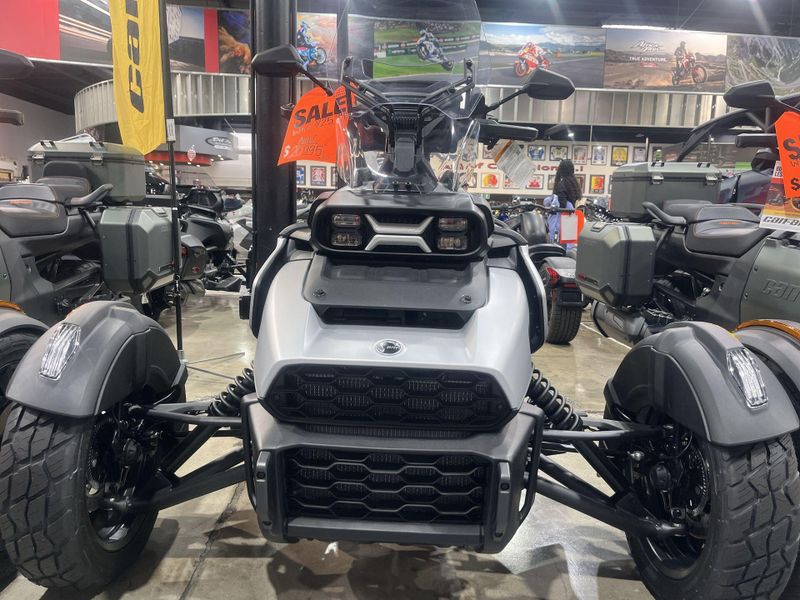 New 2025 Can-Am CANYON STANDARD Image 17