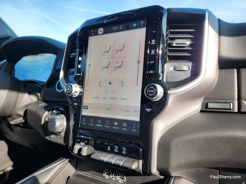 New 2026 RAM 1500 Big Horn Crew Cab 4x4 5'7' Box