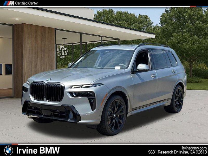New 2027 BMW X7 xDrive40iImage 1