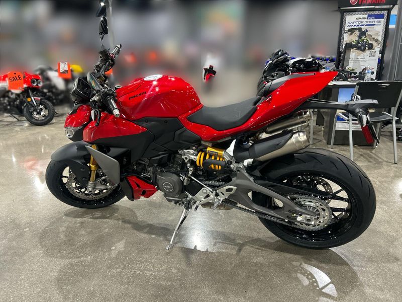 New 2026 Ducati STREETFIGHTER V2 S 896 Image 18