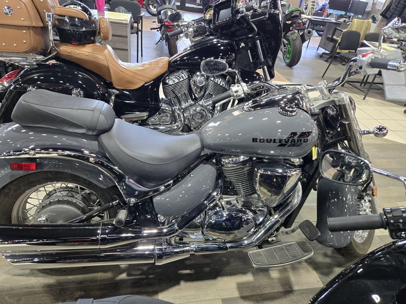 NEW 2025 SUZUKI BOULEVARD C50 Image 2