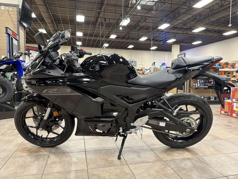 New 2026 Yamaha YZF-R3 ABS Image 18