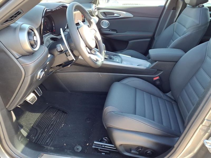 New 2026 Alfa Romeo Tonale Veloce AwdImage 10