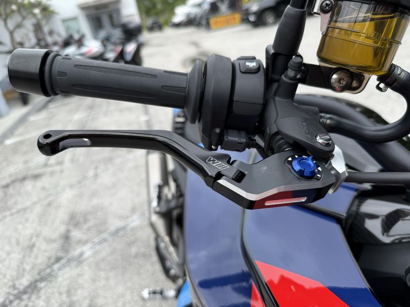 2025 BMW M 1000 XR