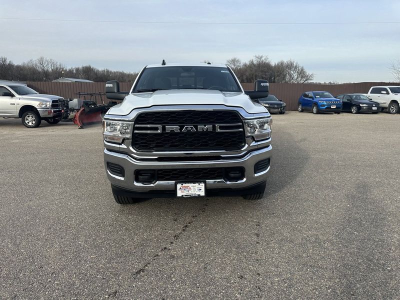 2024 RAM 3500 Tradesman Crew Cab 4x4 8