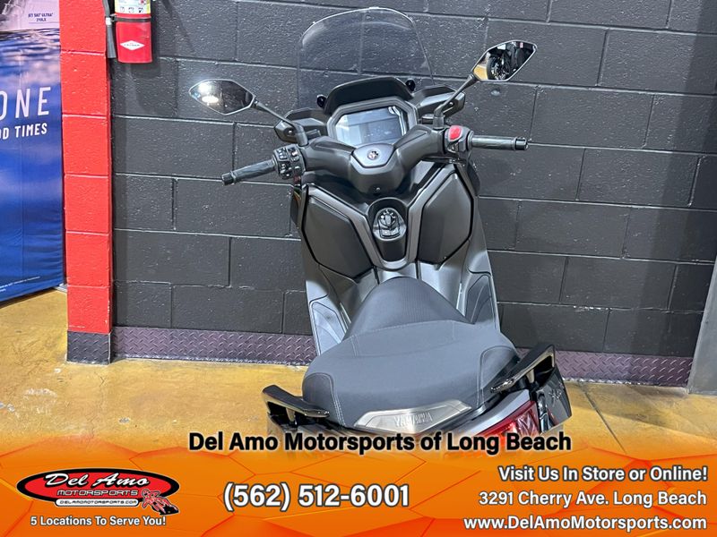 2025 Yamaha Xmax Image 16