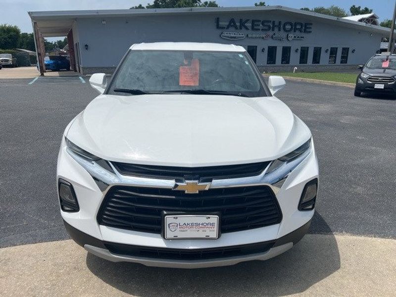 2019 Chevrolet Blazer BaseImage 2