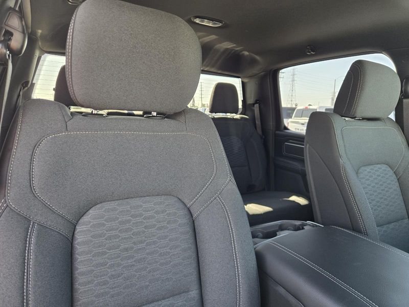 New 2026 RAM 1500 Big Horn Crew Cab 4x2 5'7' Box