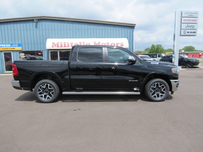 2025 RAM 1500 Laramie Crew Cab 4x4 5