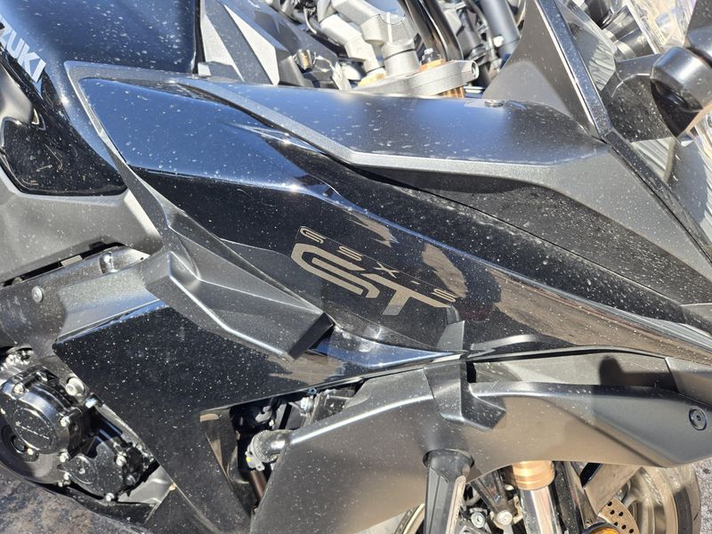 USED 2024 SUZUKI GSXS1000GT CA Image 7