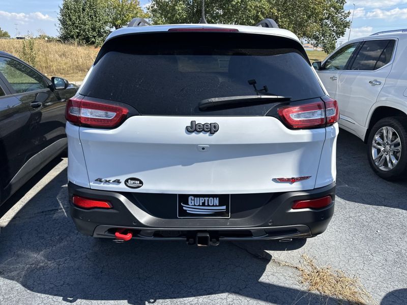 2018 Jeep Cherokee Trailhawk photo 7
