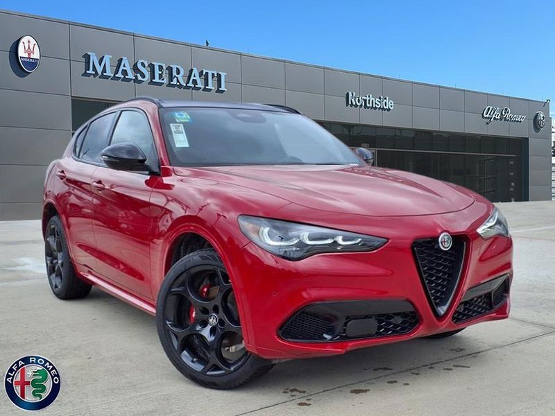 2025 Alfa Romeo Stelvio Tributo ItalianoImage 1