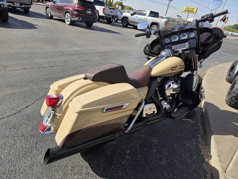 USED 2014 HARLEY ELECTRA GLIDE ULTRA LIMITED Image 5