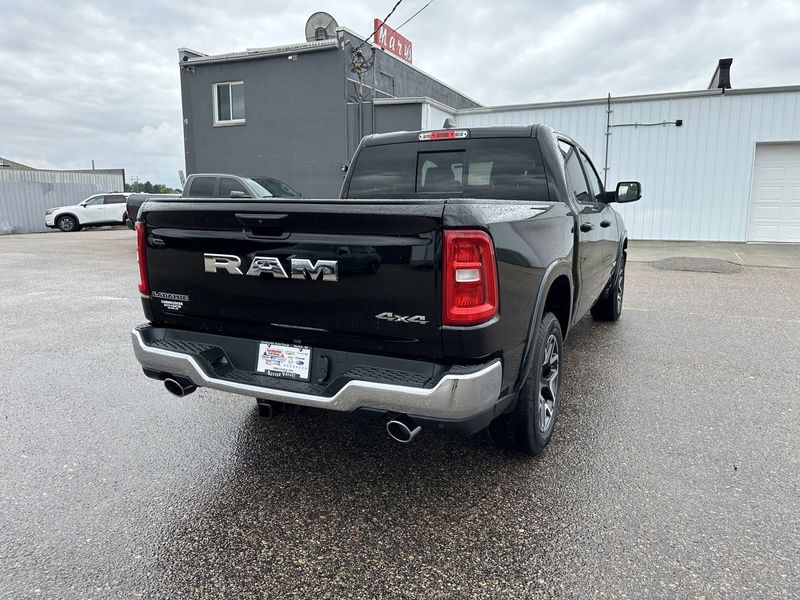 2025 RAM 1500 Laramie Crew Cab 4x4 5