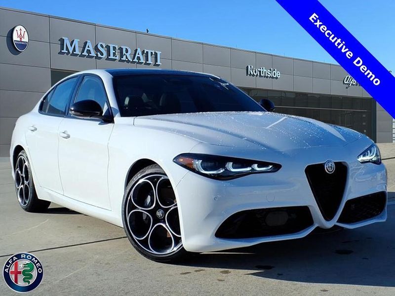 New 2025 Alfa Romeo Giulia RwdImage 1