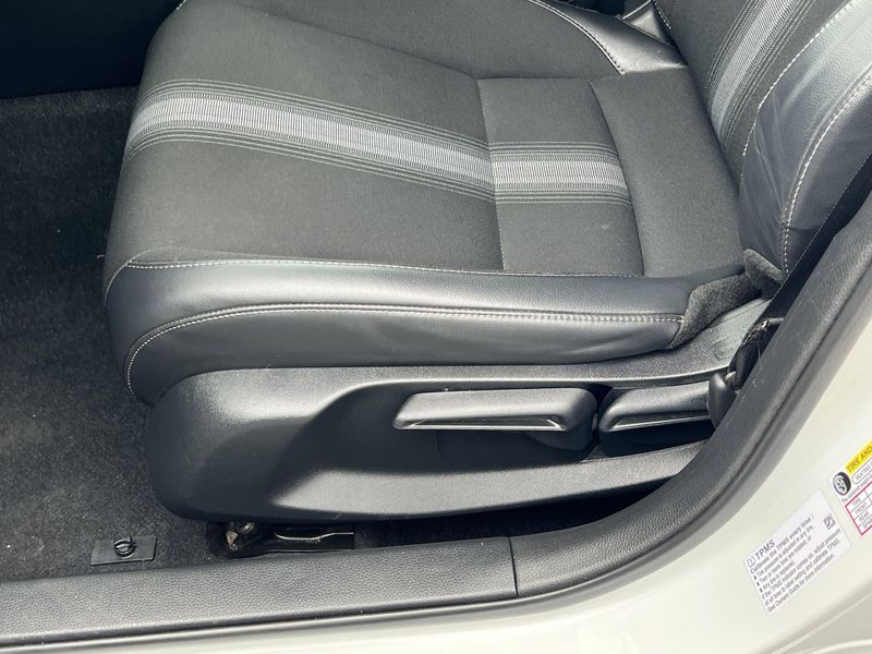 Used 2023 Honda Civic Sedan SportImage 15