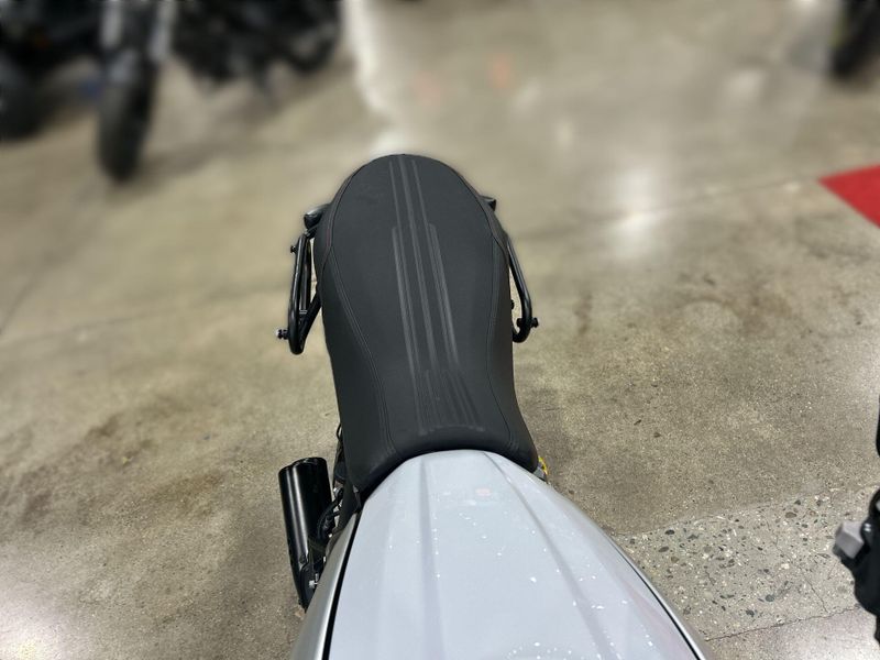 2021 Ducati SCRAMBLER DESERT SLED Image 18