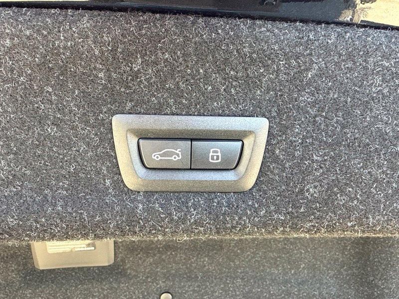 Used 2026 BMW 3 Series 330iImage 17