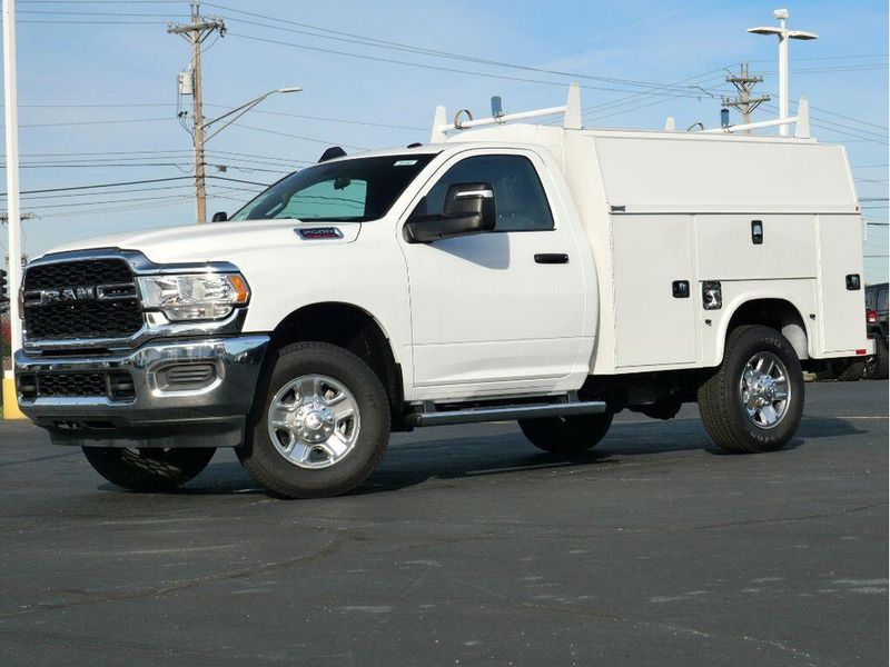 2023 RAM 2500 Tradesman Regular Cab 4x4 8