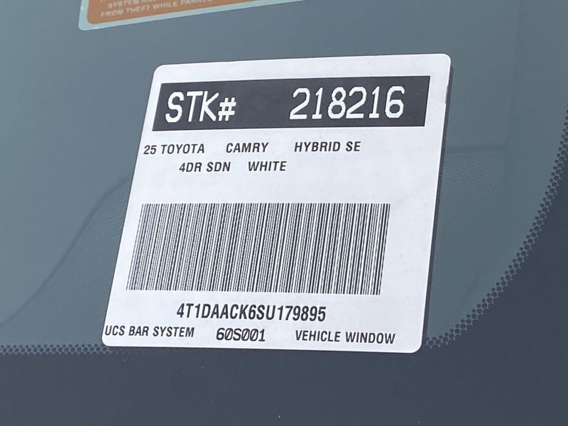 New 2025 Toyota Camry SEImage 20