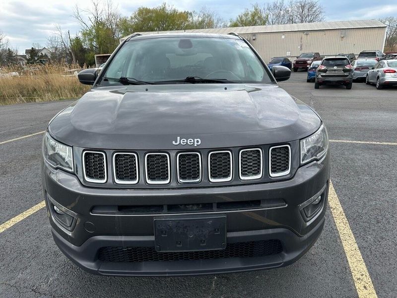 2020 Jeep Compass LatitudeImage 11