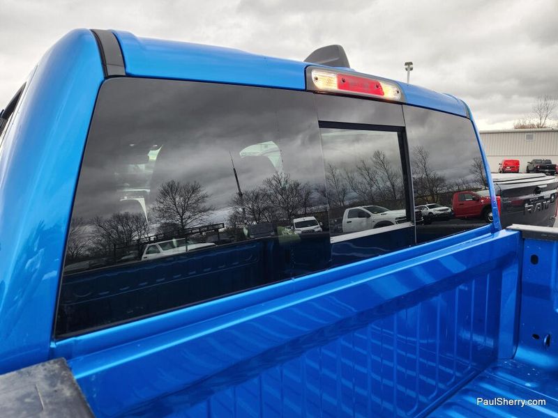 New 2026 RAM 1500 Big Horn Crew Cab 4x4 5'7' Box