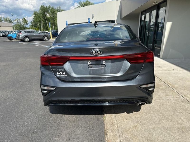 2019 Kia Forte LXSImage 6
