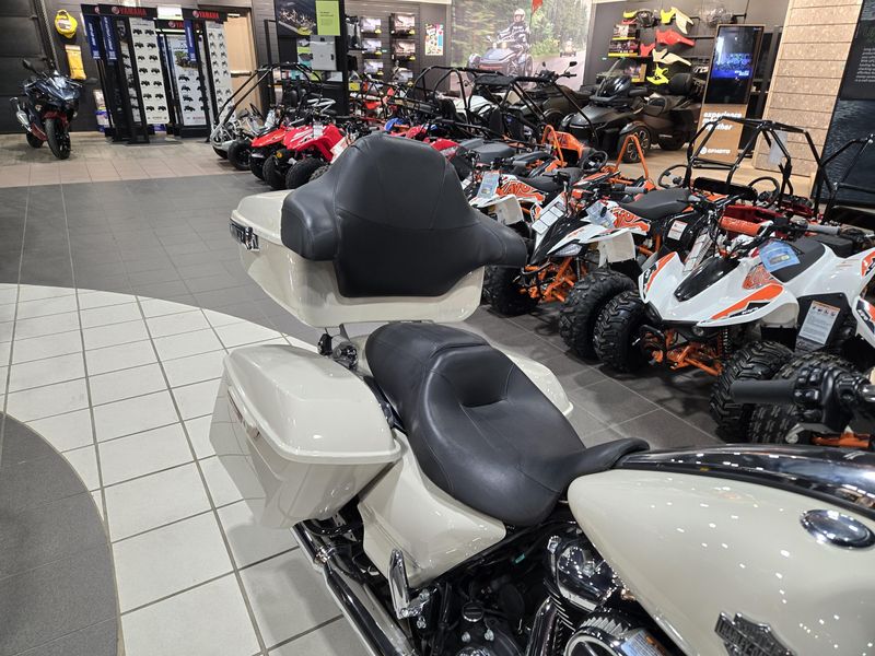 USED 2022 HARLEY STREET GLIDE SPECIAL Image 24