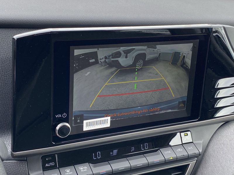 Used 2025 Toyota Camry LEImage 19