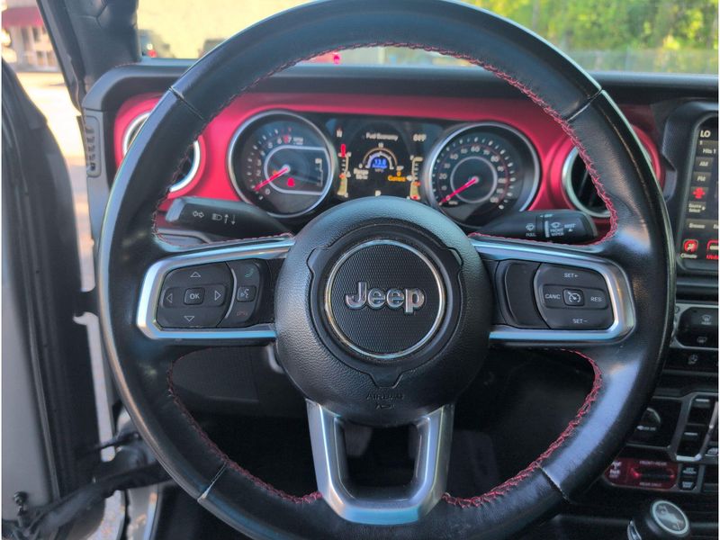 Used 2022 Jeep Gladiator RubiconImage 24