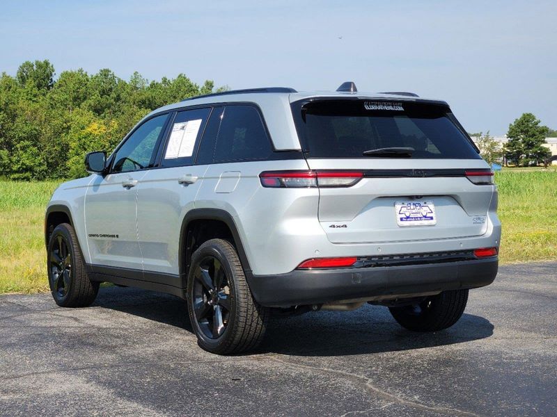 2023 Jeep Grand Cherokee AltitudeImage 5