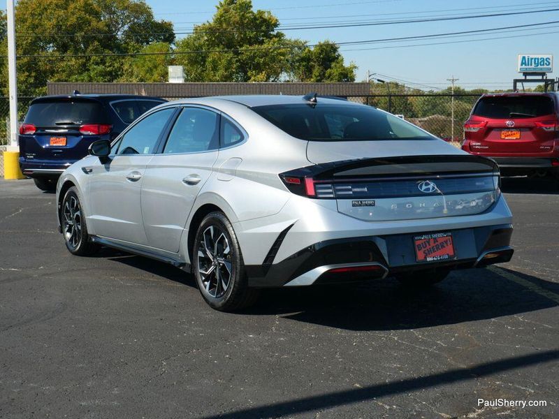 2024 Hyundai Sonata SEL photo 6