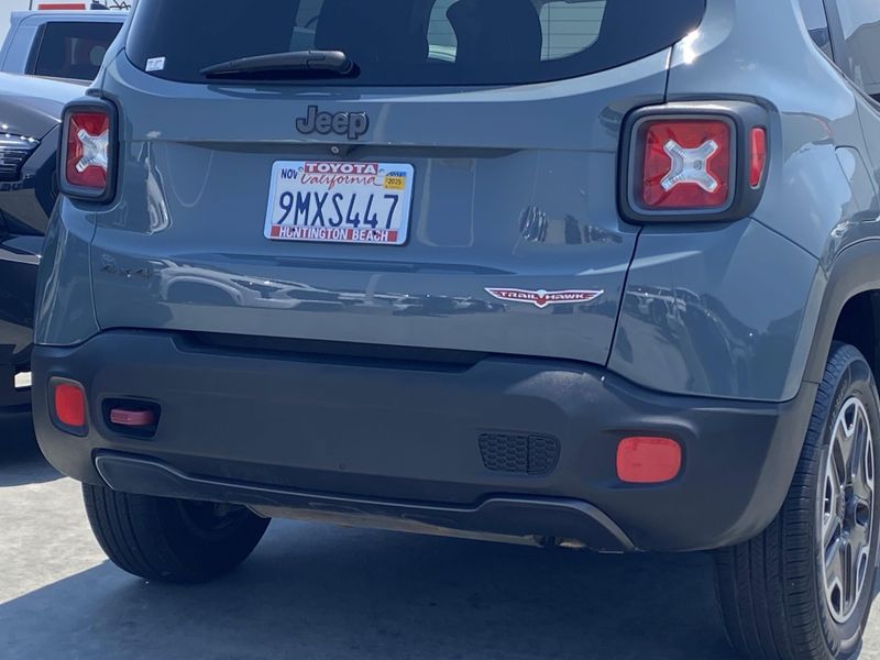 2017 Jeep Renegade Image 4