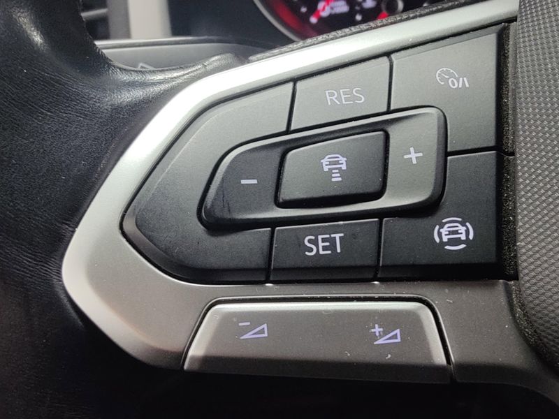 Used 2020 Volkswagen Atlas Cross Sport V6 AWD SE w/TechnologyImage 26