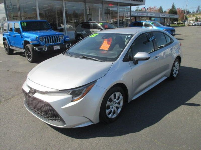 2022 Toyota Corolla LEImage 2