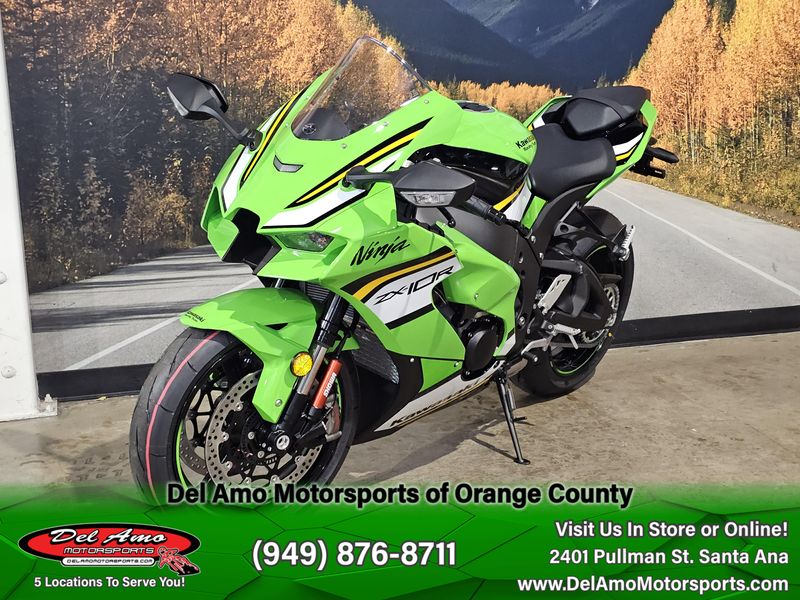 2025 Kawasaki NINJA ZX-10R KRT EDITIONImage 5