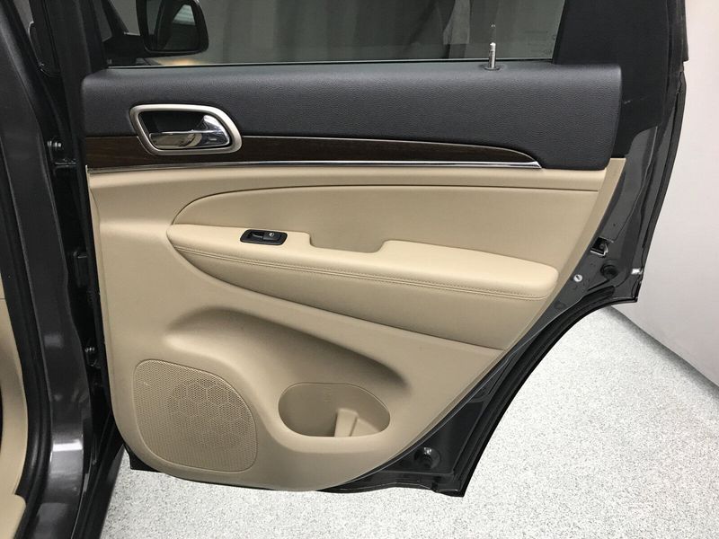 2015 Jeep Grand Cherokee LimitedImage 13