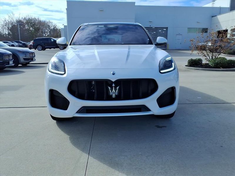 New 2026 Maserati Grecale ModenaImage 4