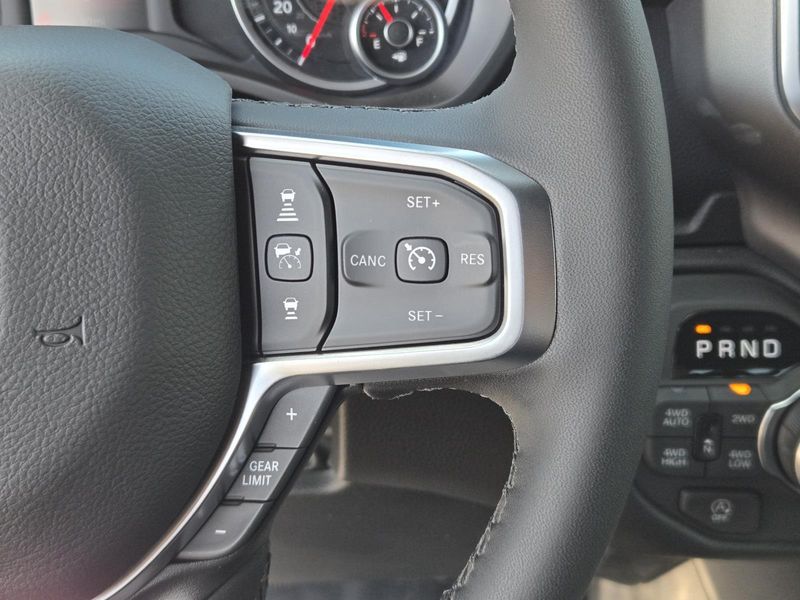 New 2026 RAM 1500 Big Horn Crew Cab 4x4 5'7' Box